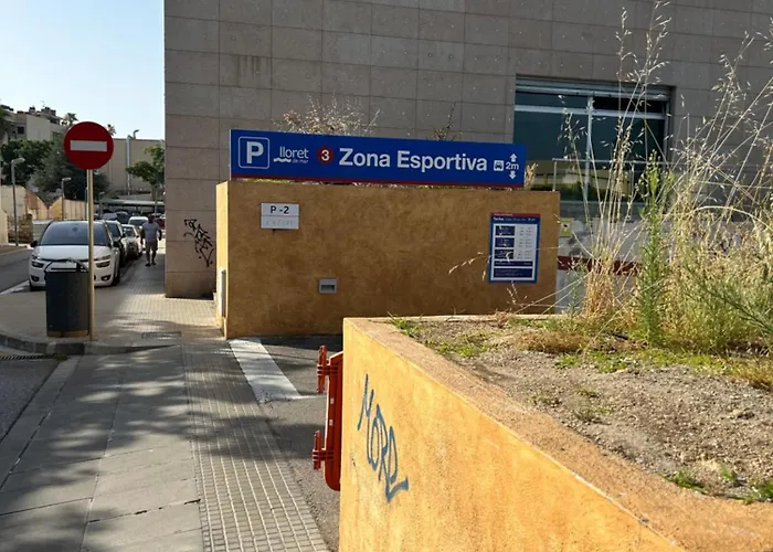 Centrico Apartamento A 150 Metros De La Playa. Parking*